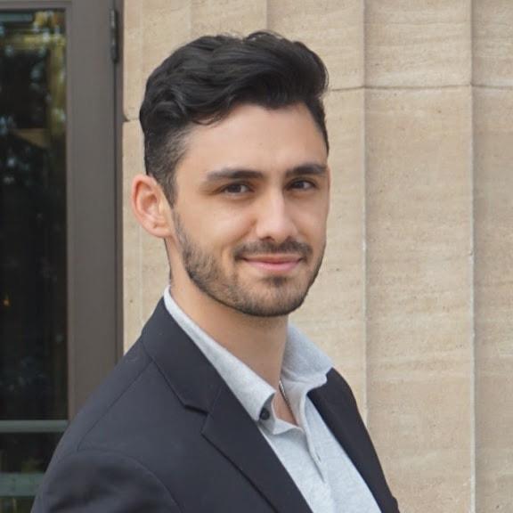 Dr. Julian Prosia